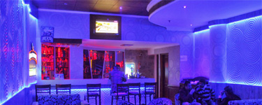 Restaurant & Bar